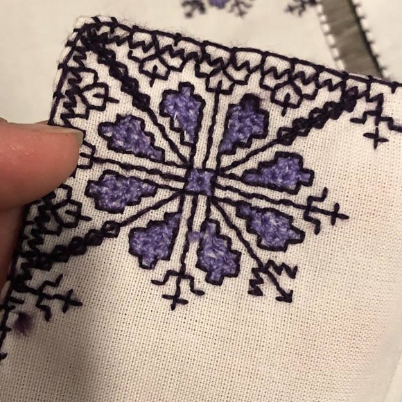 Moroccan Hand Embroidery Linen Napkins Set (Placemats) - Picture 4 of 7